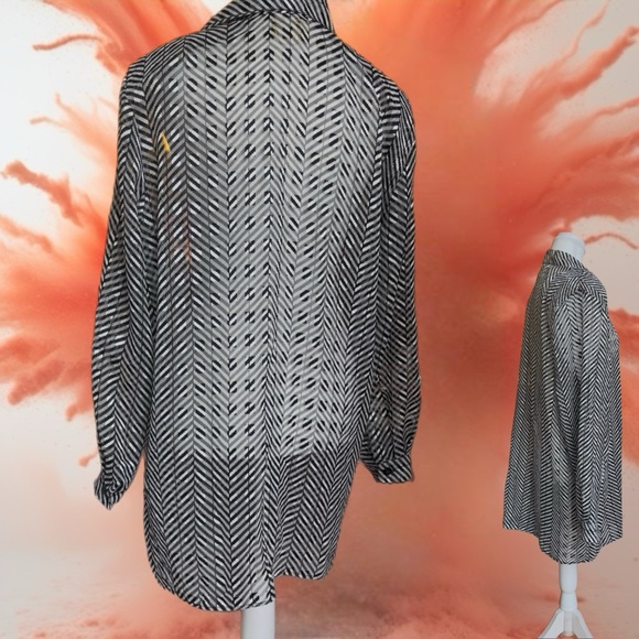 90’s Vintage Black and White Chevron Blouse - Picture 8 of 12